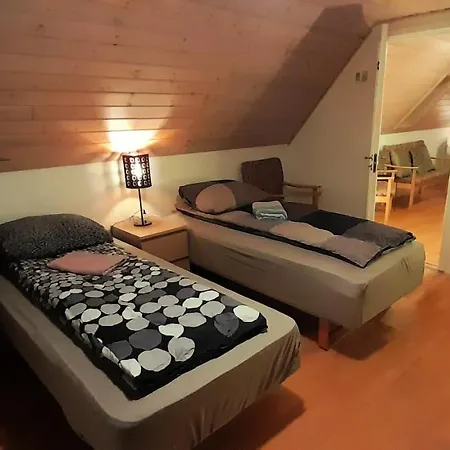 Sleep And Relax - Few Minutes Drive To The Ferry, Lalandia And The Femern Tunnel Project Couette-café *